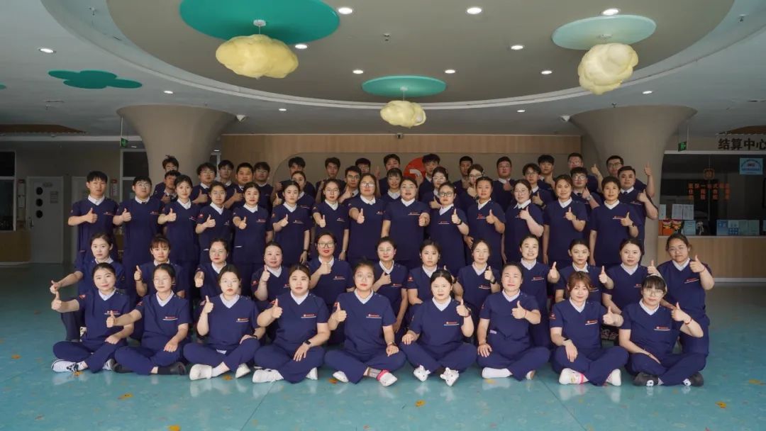 （智圣智言团队成员）.jpg