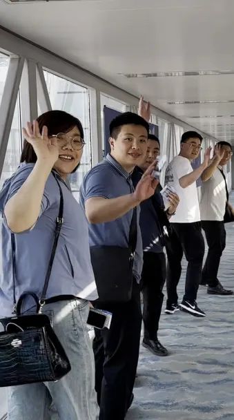 我们出发啦.jpg